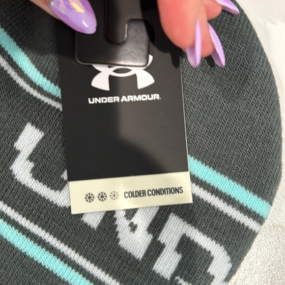 Under Armour
UA Men's Halftime Pom Beanie - Beanies- NWT - Picture 3 of 5